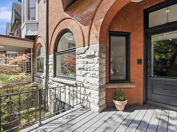 2nd image of 492 Euclid Ave
