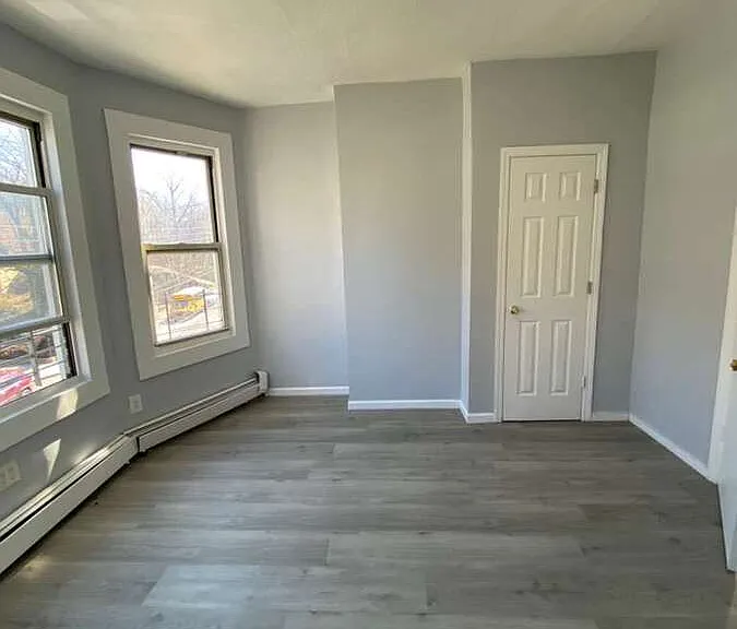 67 Van Cortlandt Park Ave #3L — Photo 7