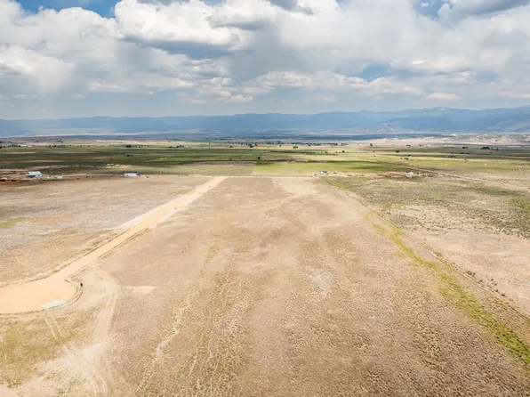 670 E 14250 N, Wales, UT 84667