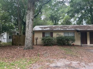 4146 NW 10th St, Gainesville, FL 32609