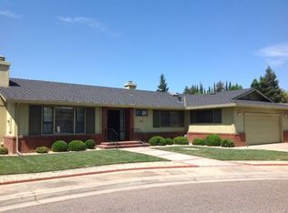 555 Loch Lomond Ct, Turlock, CA 95382