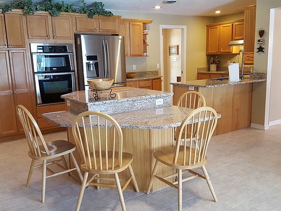 Large Kitchen with stainless and granite