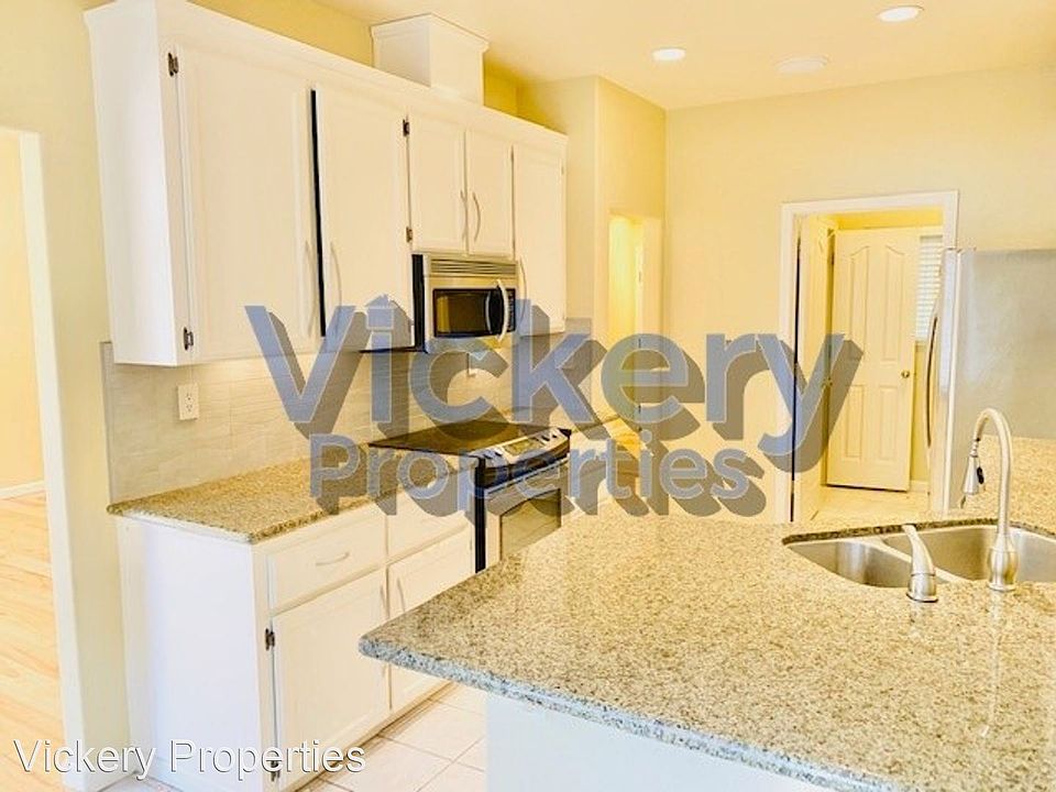 1st image of 411 Gingerwood Ln