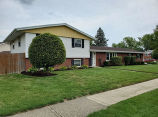 310 N Garber Dr, Tipp City, OH 45371