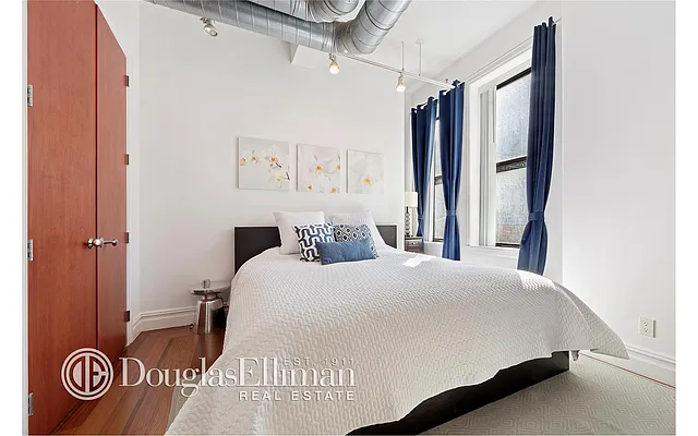 Rented by Douglas Elliman | media 18