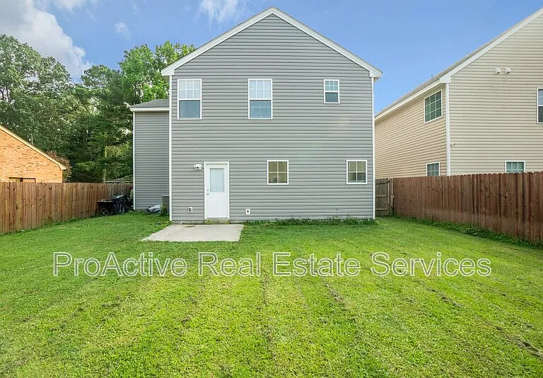 2104 Miller Ave — Photo 36