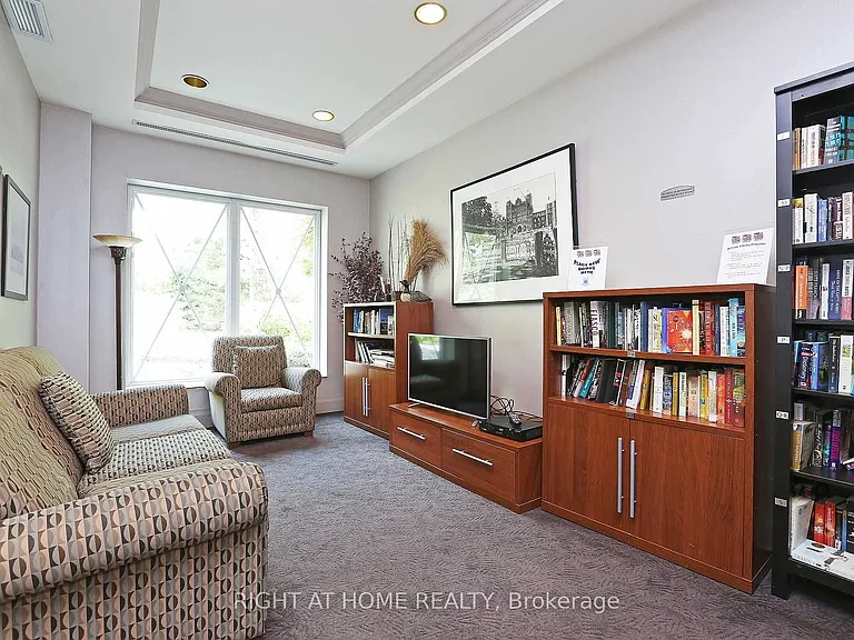 38 William Carson Cres #615 — Photo 19