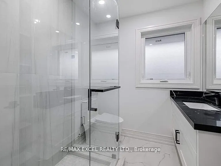 6 Glaive Dr #MAIN — Photo 10