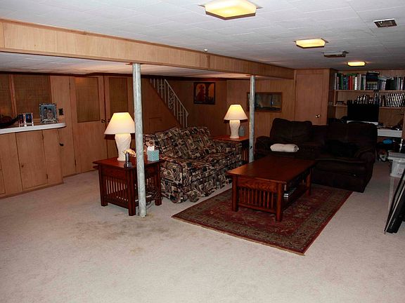 5th image of 22607 77th Ave