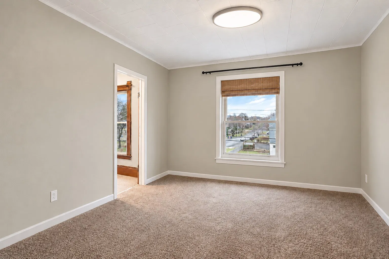 313 Tompkins St — Photo 4