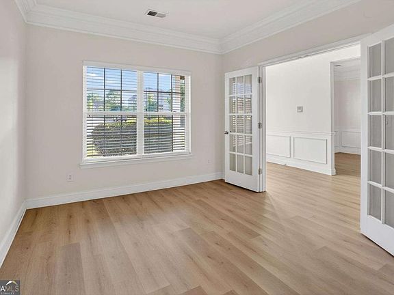 2nd image of 4106 Eldon Dr