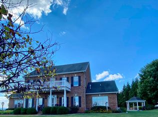 2750 Spring Hill Rd, Staunton, VA 24401