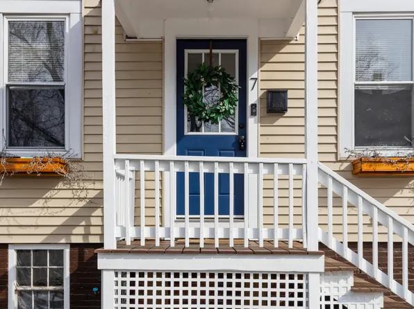 7 Union Street, Saco, ME 04072
