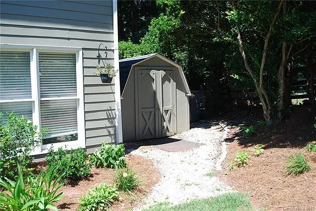 10620 Fairway Ridge Rd — Photo 11