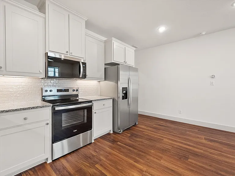 506 E Kimball St #1 — Photo 10