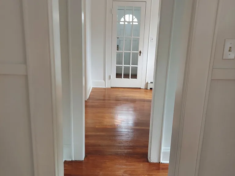 36 Rakoczy Ave — Photo 4