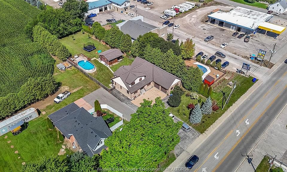 1st image of 1709 Division Rd N
