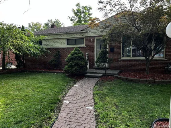8984 Rockland, Redford, MI 48239