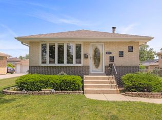 439 Parkside Ave, Itasca, IL 60143