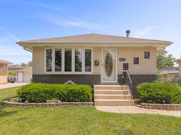 439 Parkside Ave, Itasca, IL 60143