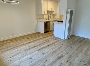 12120 Rochester Ave #2, Los Angeles, CA 90025