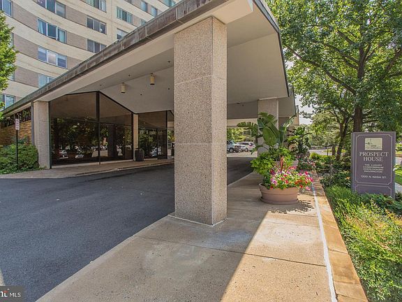 2nd image of 1200 N Nash St APT 1105