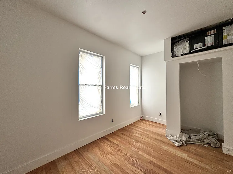 82 Marion St #1 — Photo 13