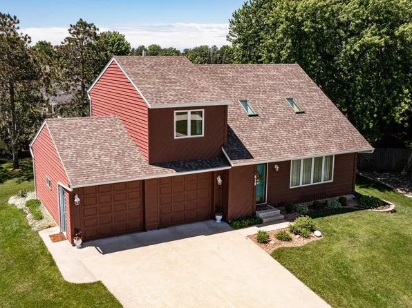 815 3rd Ave SE, Stewartville, MN 55976