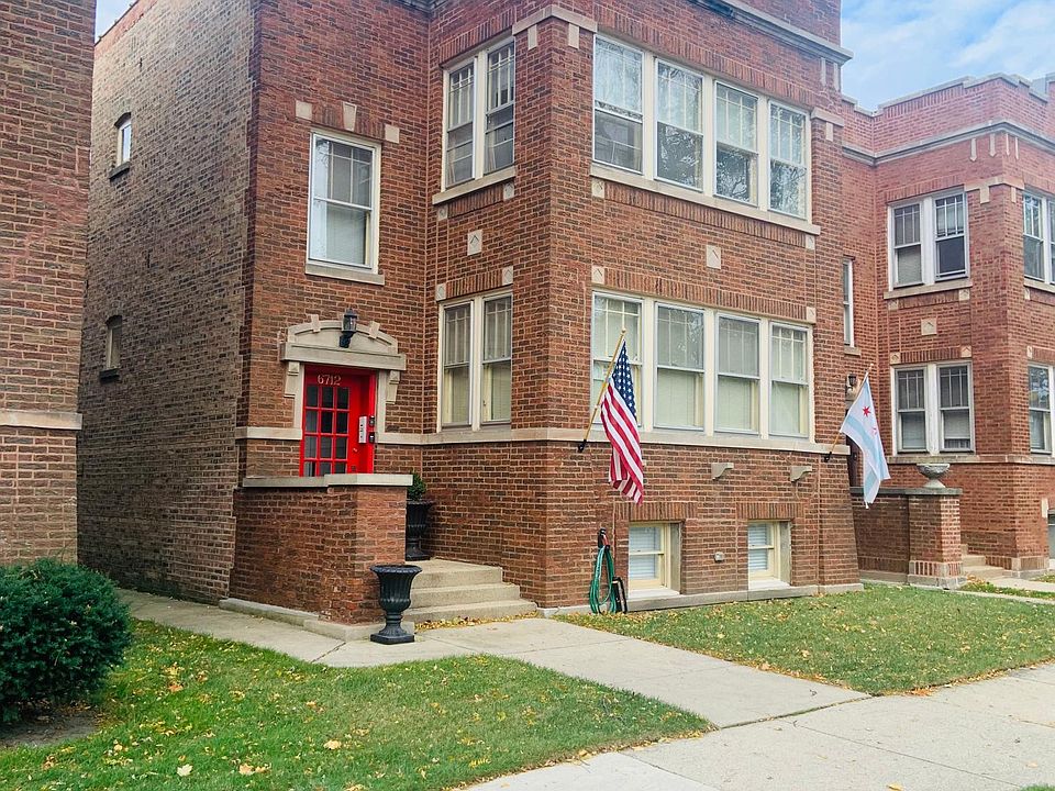 1st image of 6712 N Maplewood Ave #2