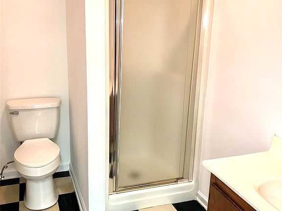 5th image of 1222 Hardin Rd