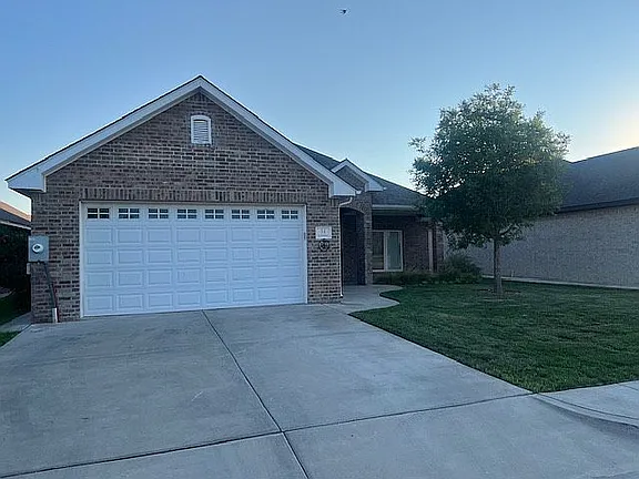 14 Hinders Dr — exterior photo