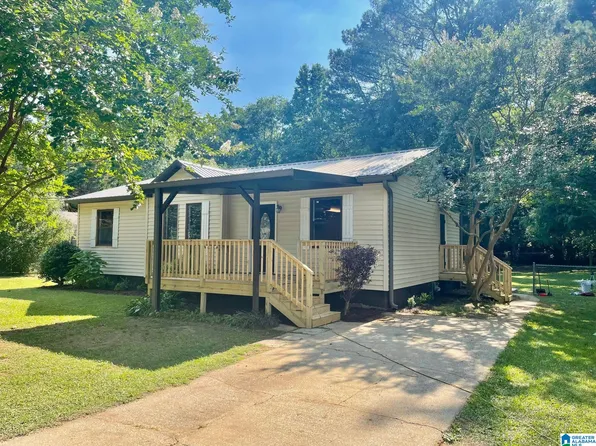 582 Aspen Dr, Leeds, AL 35094