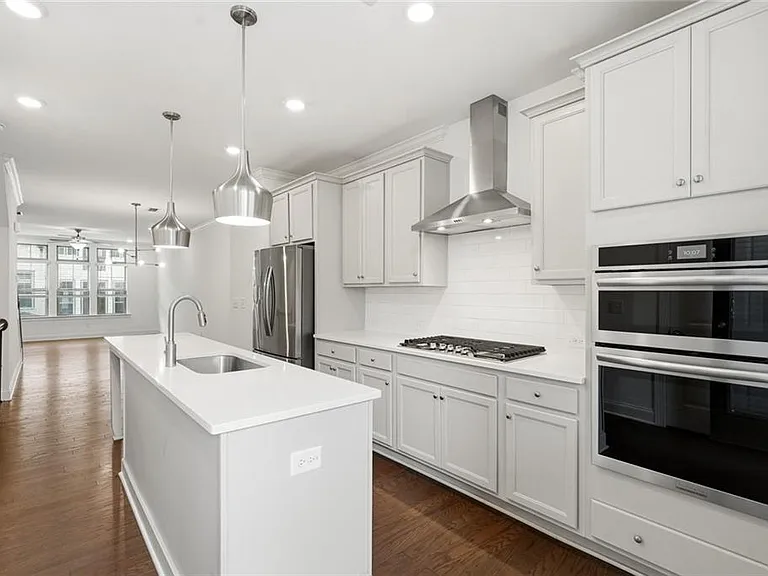 2438A Figaro Dr — Photo 14