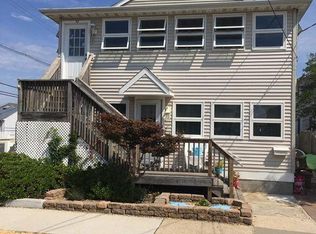 111 Guyer Ave, Lavallette, NJ 08735