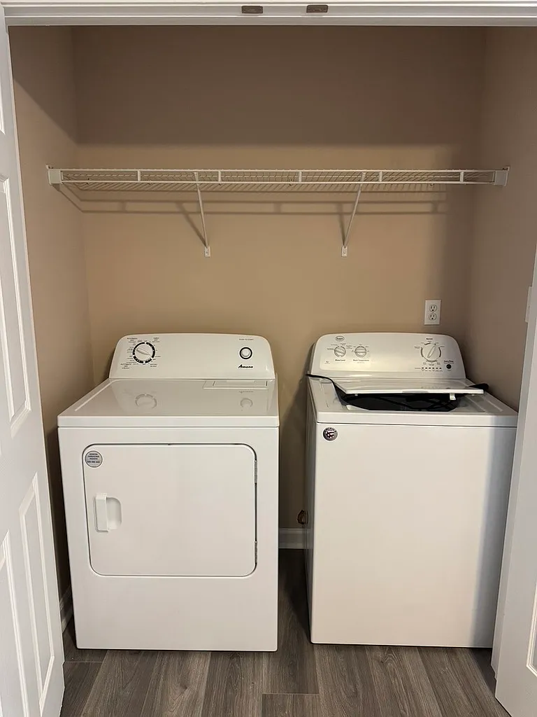 2 bed, 812 sqft, $1,200 — Photo 4