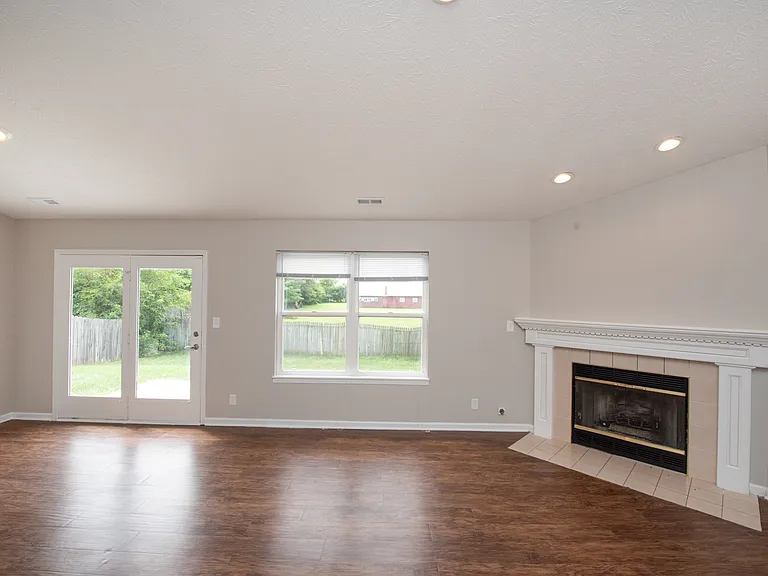 3112 Bowfield Way — Photo 4