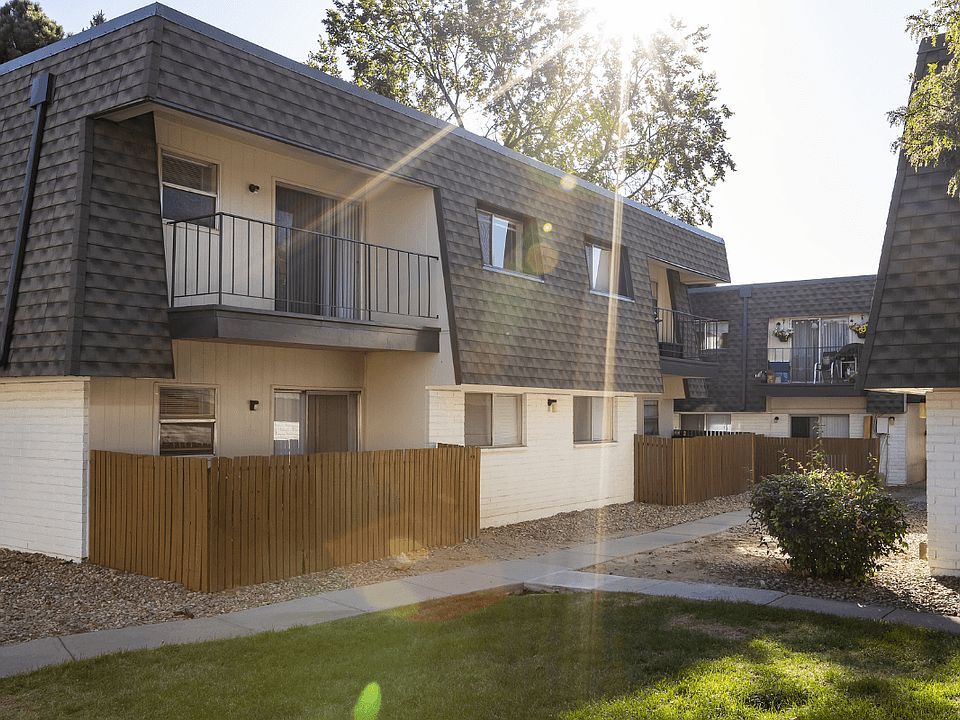 Building Exterior and Landscaping