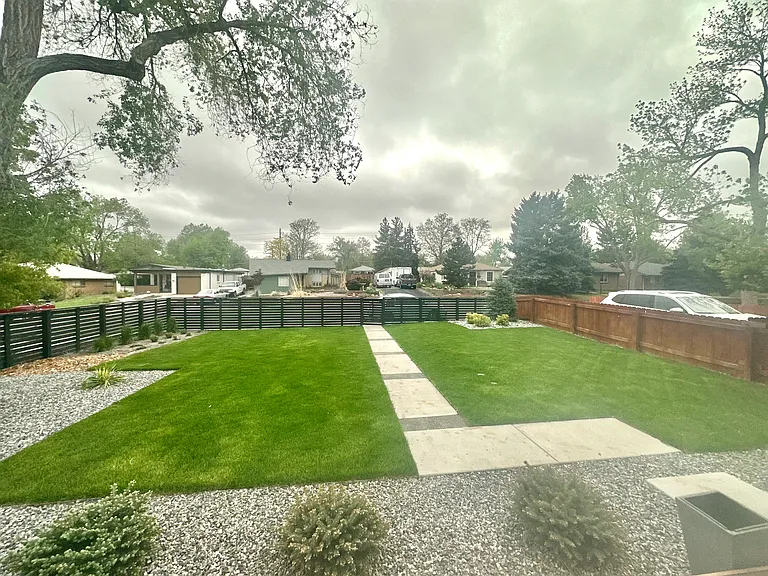 326 S Jasmine St — Photo 5