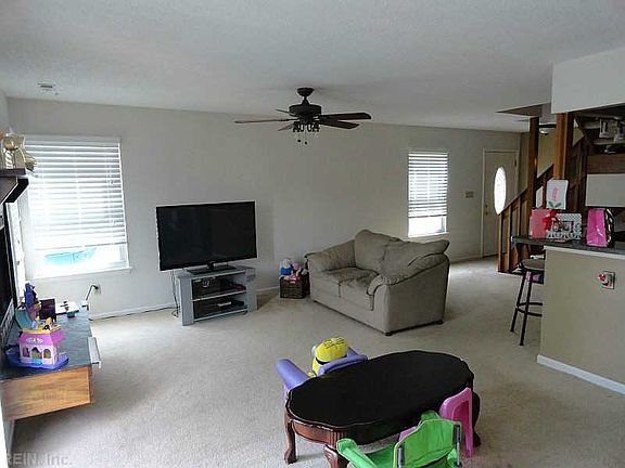 4th image of 733 Hecate Dr