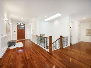 10026 NE 22nd St, Bellevue, WA 98004