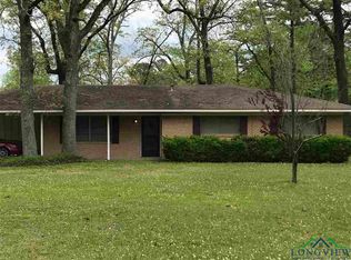 2404 N Clinton St, Longview, TX 75604