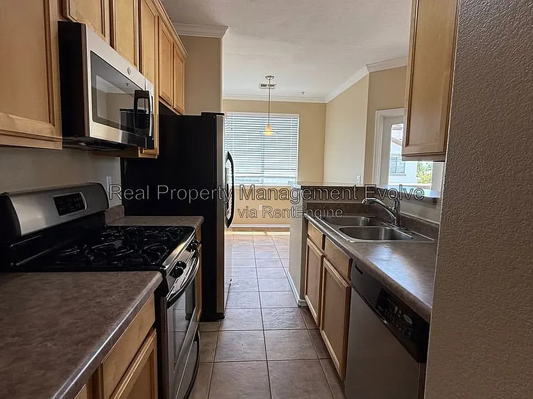 2992 N Miller Rd #217A — Photo 10