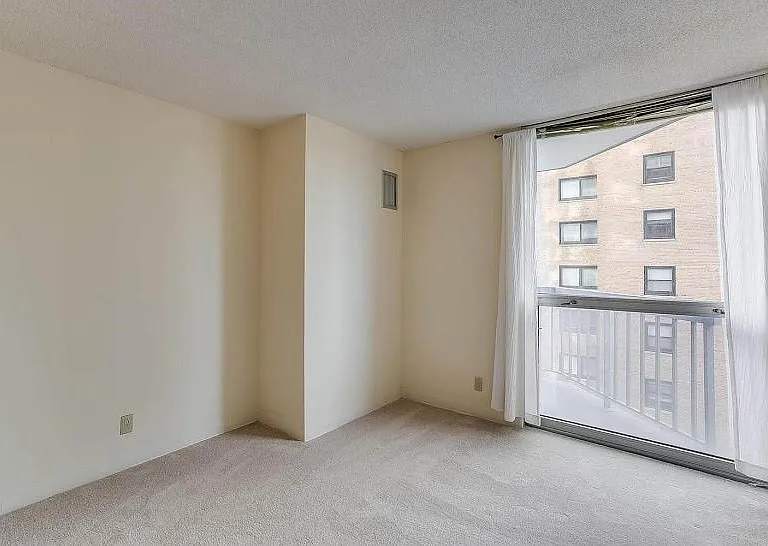 1660 N Prospect Ave #605 — Photo 8