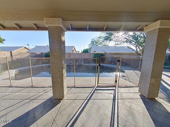3rd image of 7121 E Madero Ave