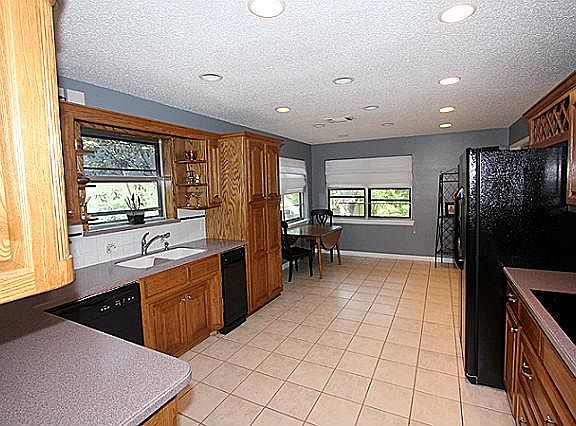 5th image of 7700 Skylake Dr