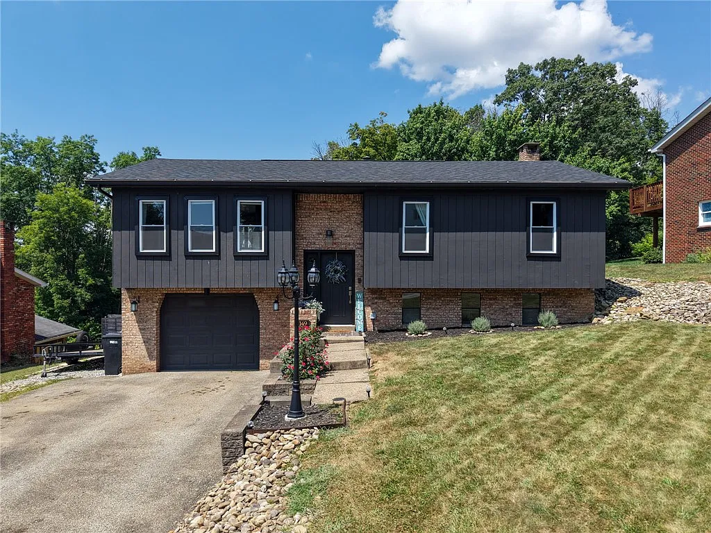 149 Karen Dr photo 1