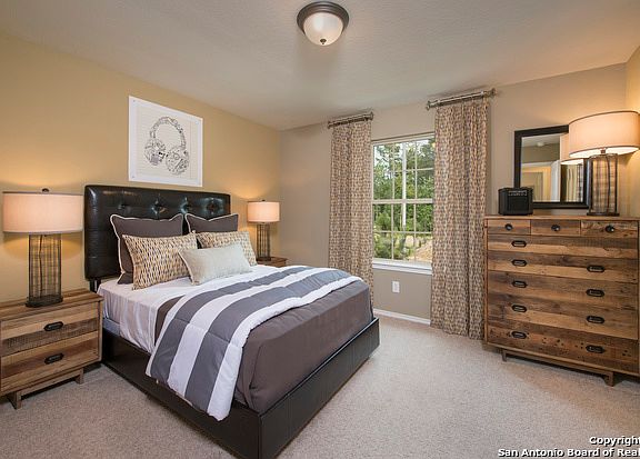 2nd image of 2804 Klein Way