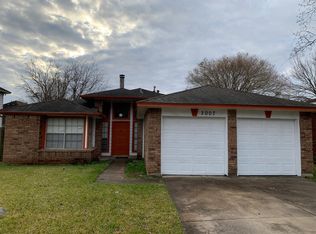 2007 Secretariet Dr, Stafford, TX 77477