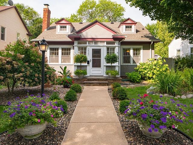 1st image of 3547 Vincent Ave N