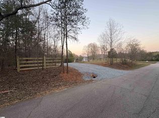 829 Bramlett Rd, Laurens, SC 29360